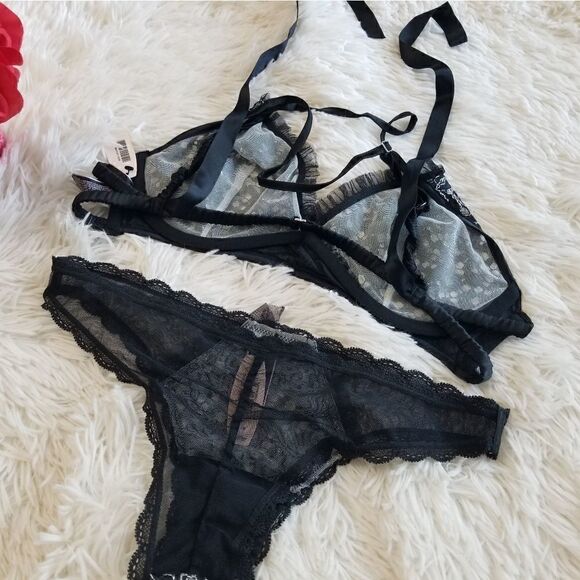 36C Victoria's Secret Black Bra Set - Picture 9 of 13